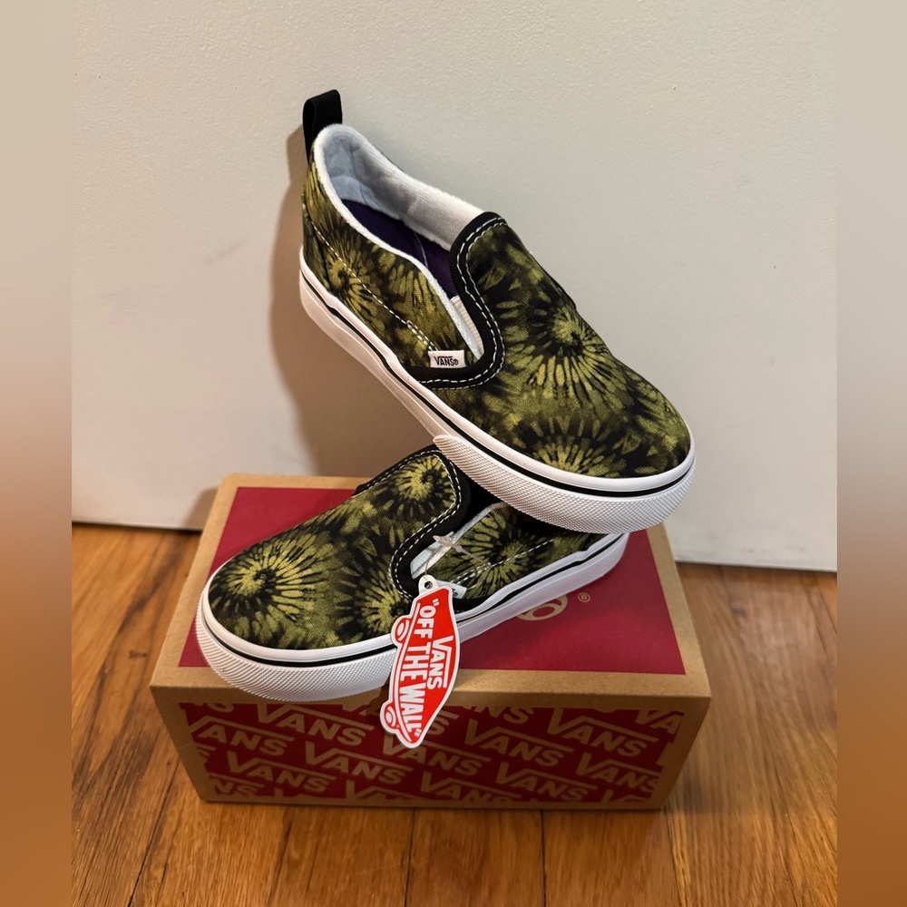 NWT Vans Slip-On V.